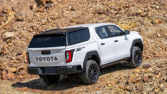 Toyota Hilux double Cabine 2026 - Hard top ABS Bi color 