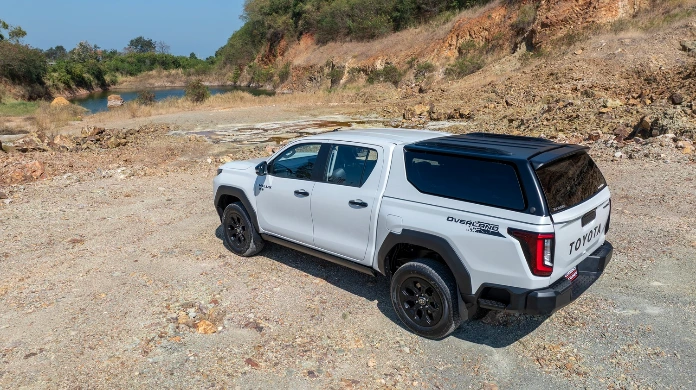 Toyota Hilux double Cabine 2026 - Hard top ABS Bi color 6