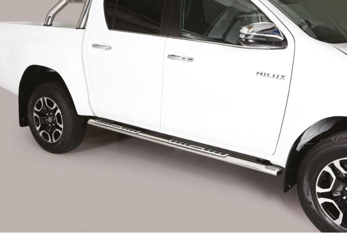 Toyota Hilux - Marche pied Oval INOX