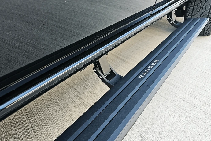 Ford Ranger 2024 - Marche pied électrique