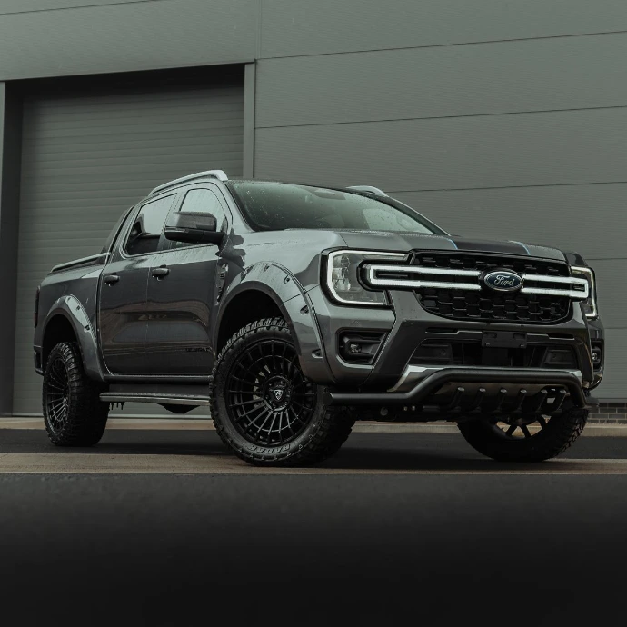 Kit élargisseru d'aile peint - Isuzu D max Kit élargisseur d'aile peint avec boulon - Ford Ranger Wildtrak