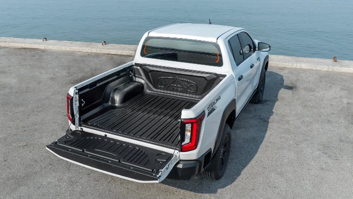 Bac de benne monocoque - Toyota Hilux