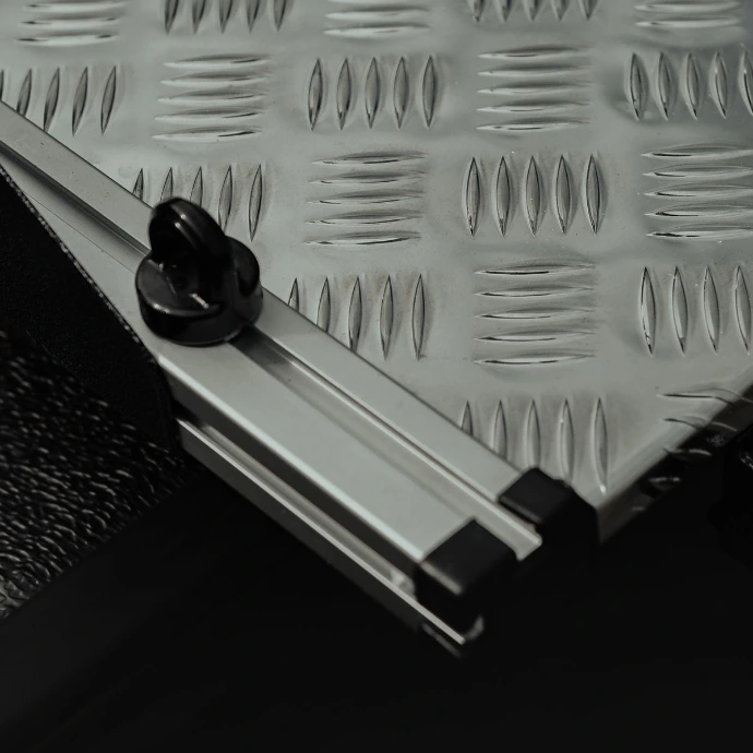 Plateau coulissant avec fintion aluminium - Ford Ranger